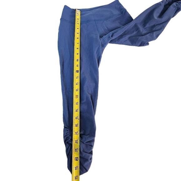 Beyond yoga leggings - Picture 5 of 6